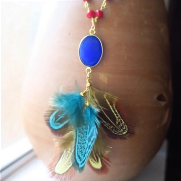 🌹H.P🌹14k GP Natural Howlite & feather necklace - Picture 4 of 6